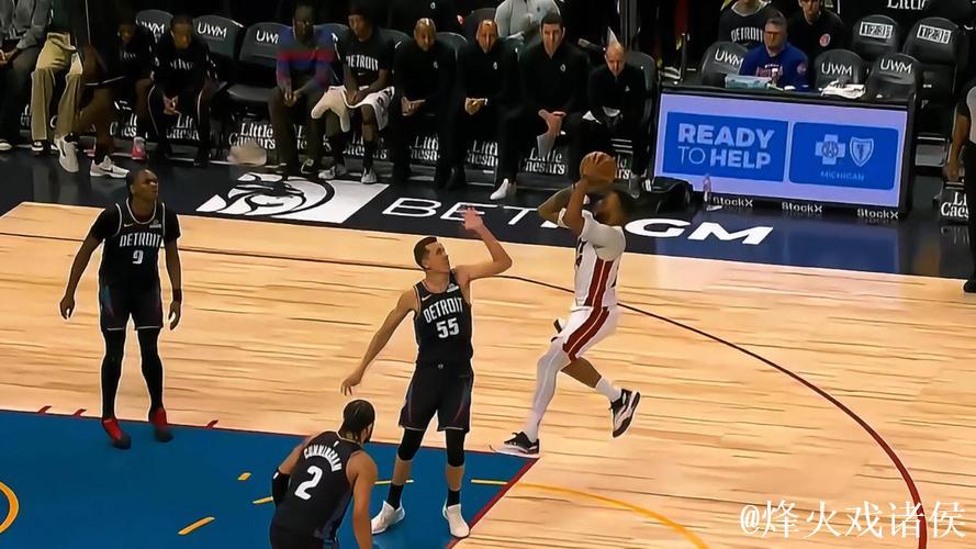 鲍威尔狂砍36分，坎宁安31+8+11，热火力克活塞豪取四连胜